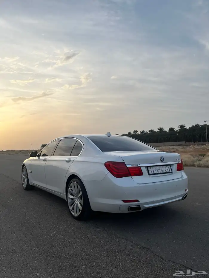 بي ام دبليو 2012 740 لارج شرط 1