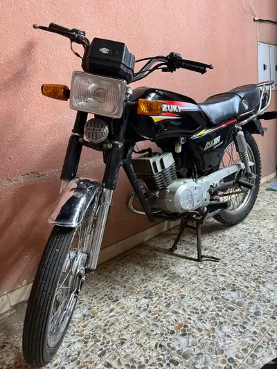 سوزوكي x100 موديل 2005 والثاني 2007باريان الموديلات المرغوبة 4