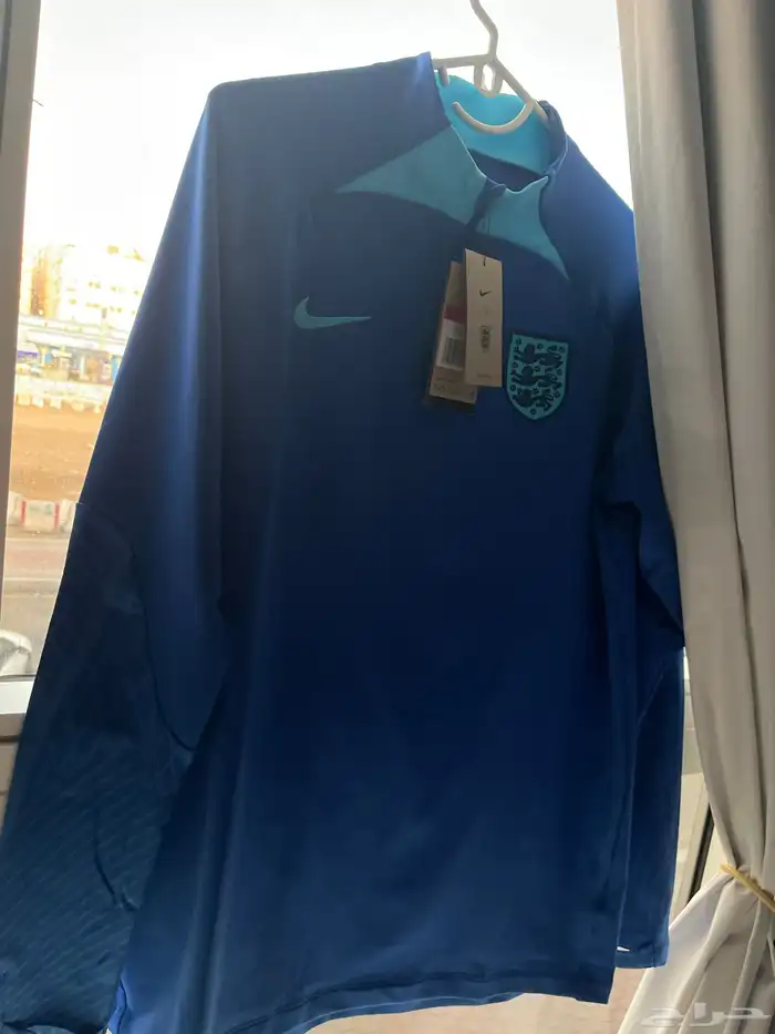 بلوفرات اصلية من نايك authentic pullover from nike 36