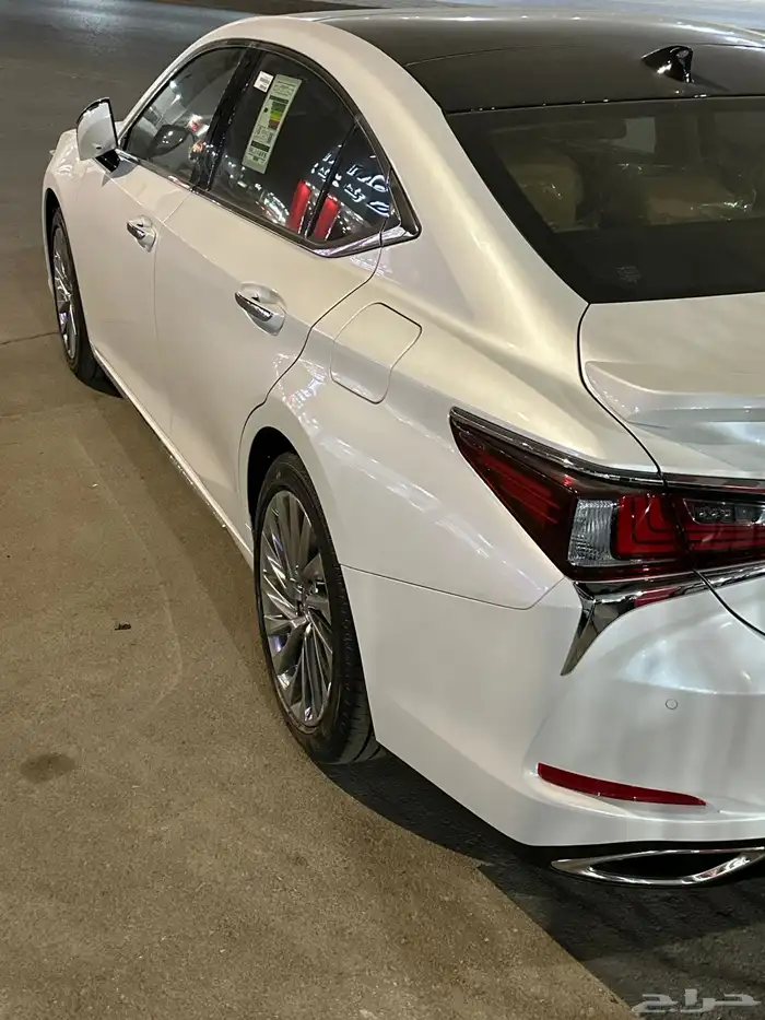 لكزس 2025 ES350 خليجي DD فل كامل 4