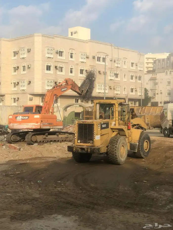 قلابات سكس شيولات تريلات بوكلينات للايجار يومي شهري 1