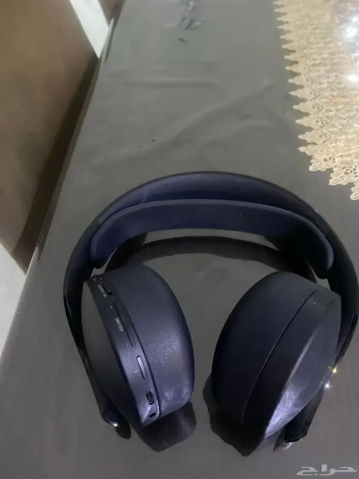 للبيع سماعة تشتغل علئ السوني فايف علئ الشرط 0