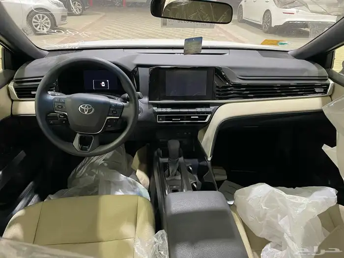 كامري ستاندر بنزين سعودي موديل 2025 جديد 9