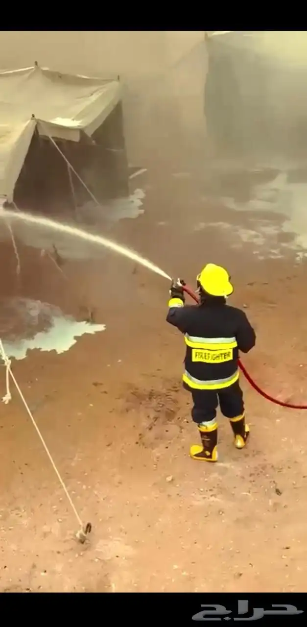 عربه إطفاء للحريق معتمده من قبل الدفاع المدني 4