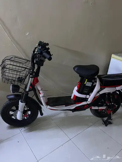 للبيع السكوتر 6