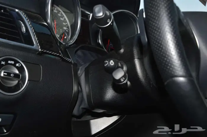 مرسيدس GLE 43 موديل 2018 AMG فل الفل بودي وكالة 35