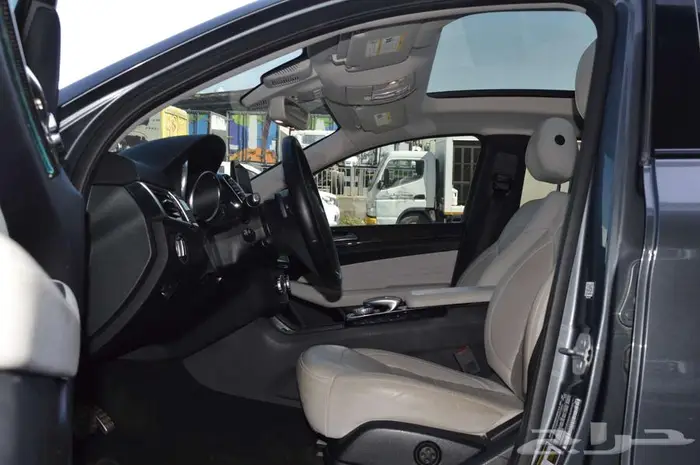 مرسيدس GLE 43 موديل 2018 AMG فل الفل بودي وكالة 14