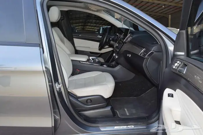 مرسيدس GLE 43 موديل 2018 AMG فل الفل بودي وكالة 22
