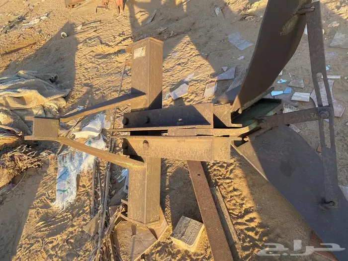 ملحقات حراثة محراث او صاروخ وفجاج 0