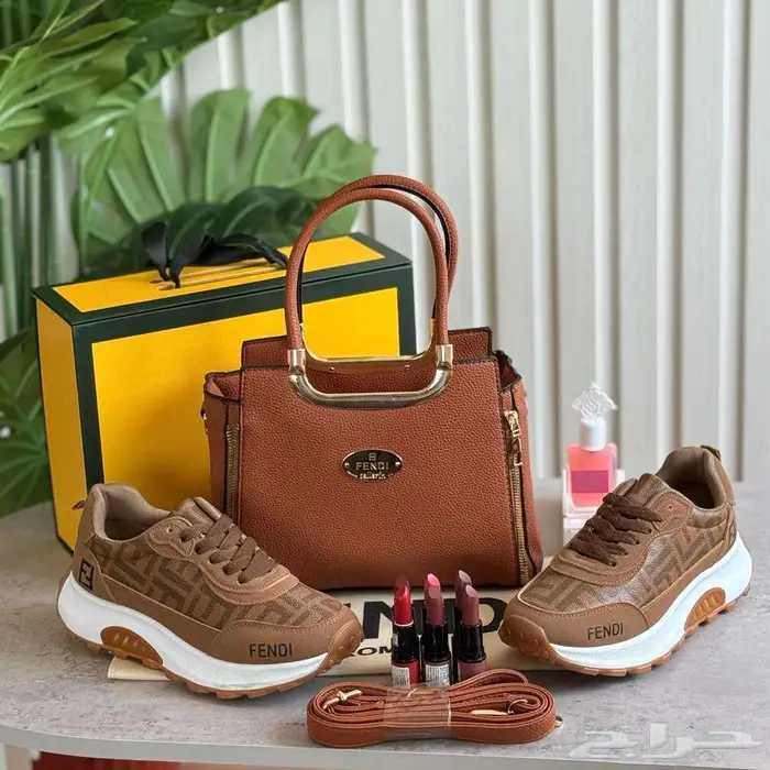 شنط نسائيه تصميم فندي 0