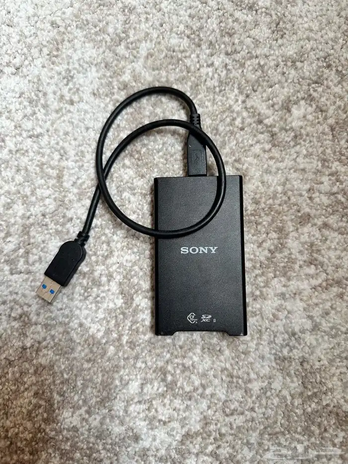 للبيع ميموري 80GB وقارئ ميموري من سوني 0