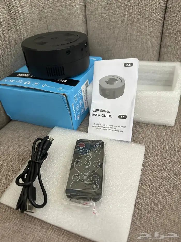 mini projector 2