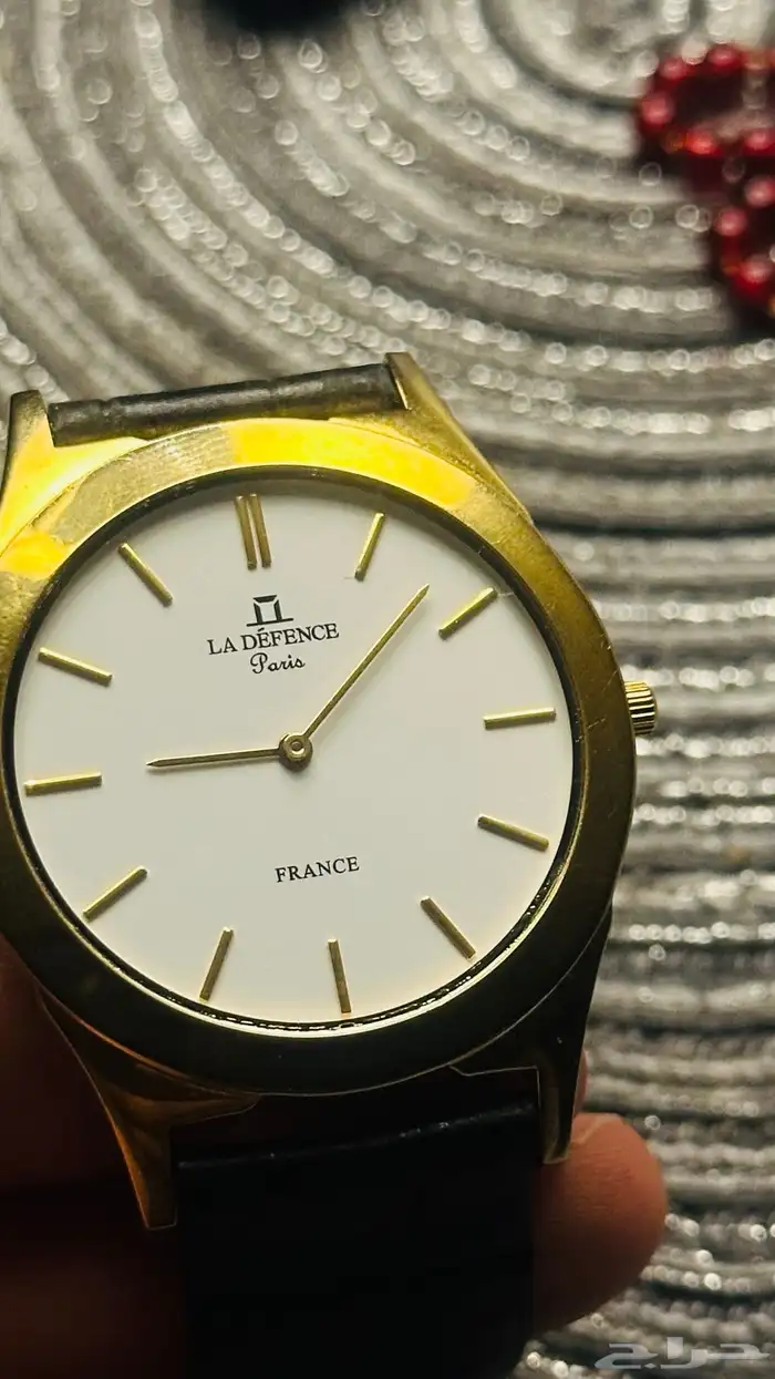 ساعة يد رجالية la defence باريس أصلية 1