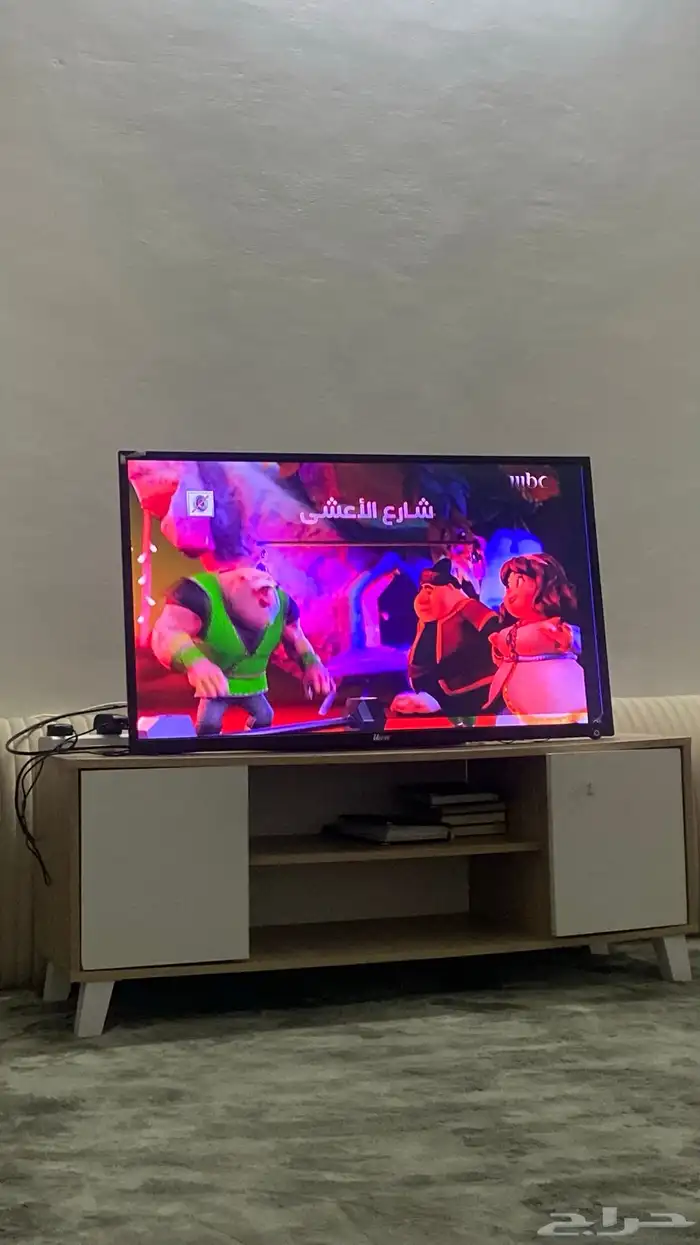تلفزيون 44 بوصه عادي مو سمارت 5
