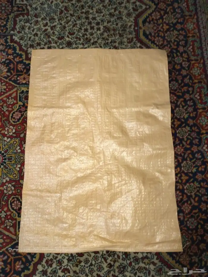 أكياس علف للبيع جديده درجه اولى 0