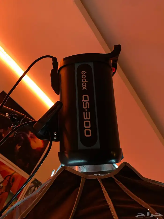 معدات لصناع المحتوى   كانون D250 7