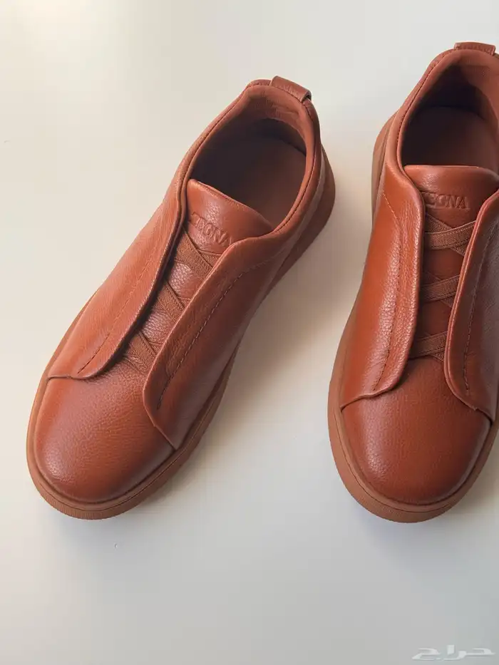 شوزات وملابس رجالي 23