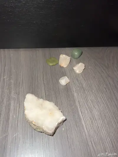 احجار من المتوقع انها نادره 1