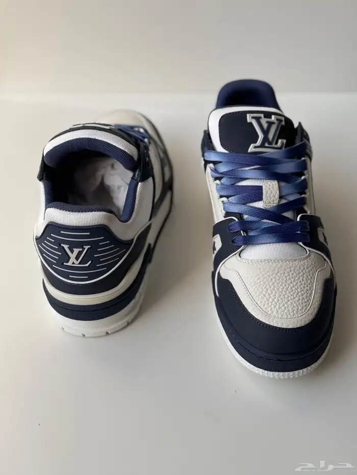 شوزات وملابس رجالي 16