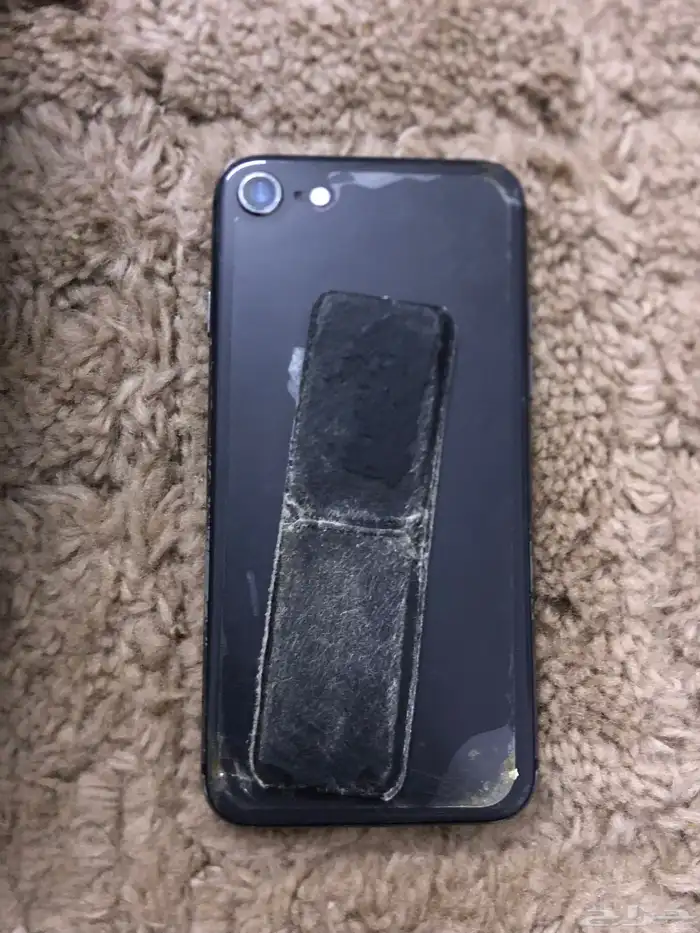 ايفون 8 العادي 3