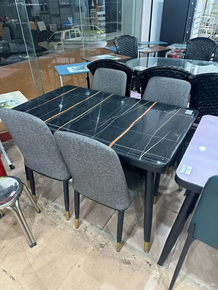 طاولة طعام رخام 4 كراسي جديد 0