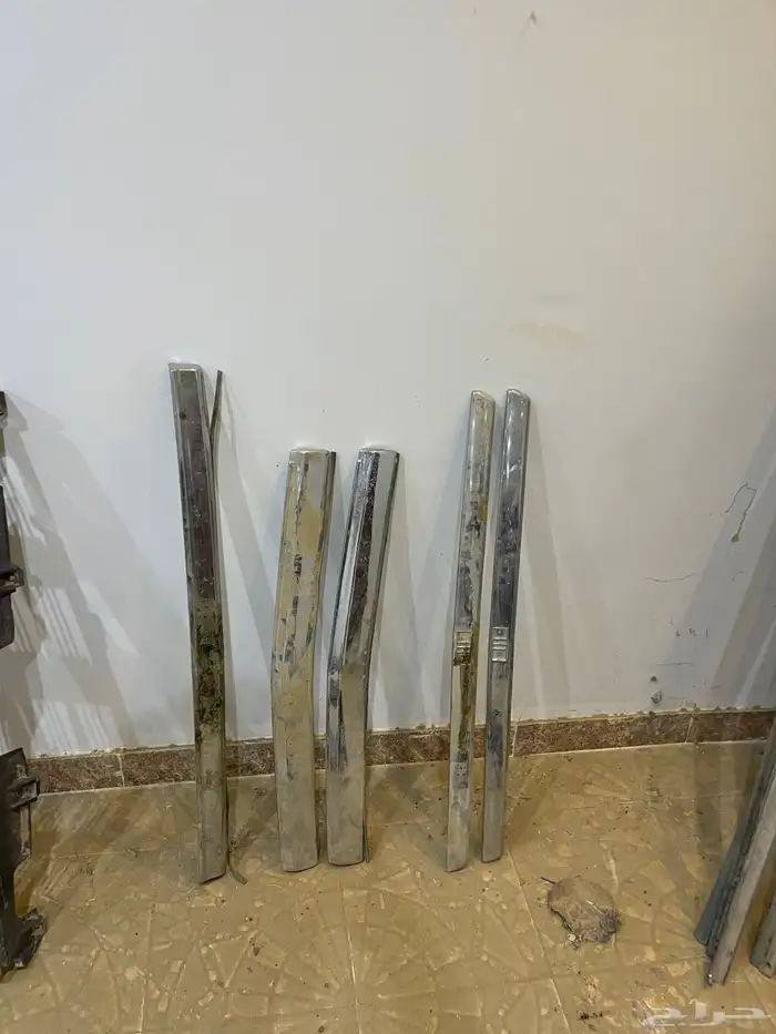 لوريل نيسان 200L 240L قطع غيار واسسوارات 8