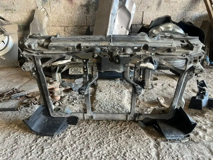 قطع غيار بودي شمعات فقط مازدا تشليح 10