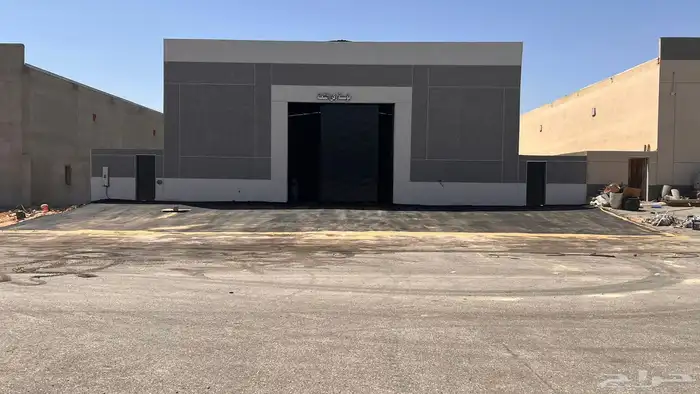 مستودعات للإيجار حى الرحاب بجانب طريق الأمير نايف 5