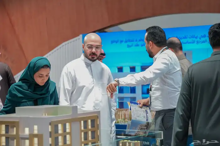 مصور فوتوغرافي مصور فيديو تصوير منتجات موتمرات اعلانات 11