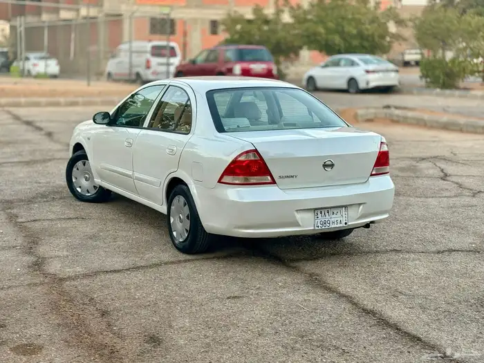 للبيع نيسان صني 2007 ((حكومية)) نظيفة 21
