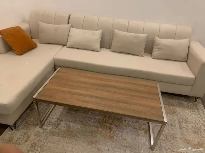 طقم كنب حرف L مع مفرشة وطاولة 2