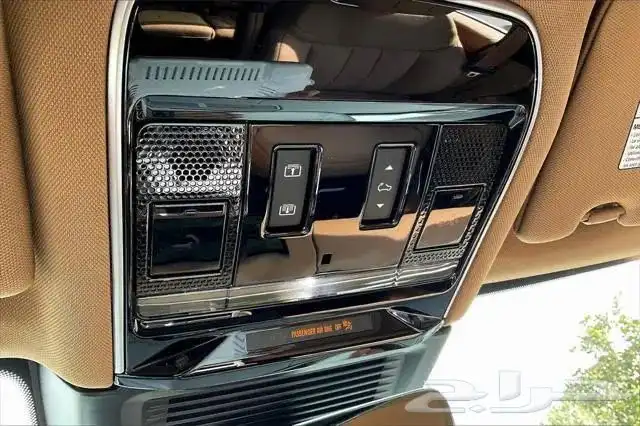 Range Rover P400 SE 2025 18