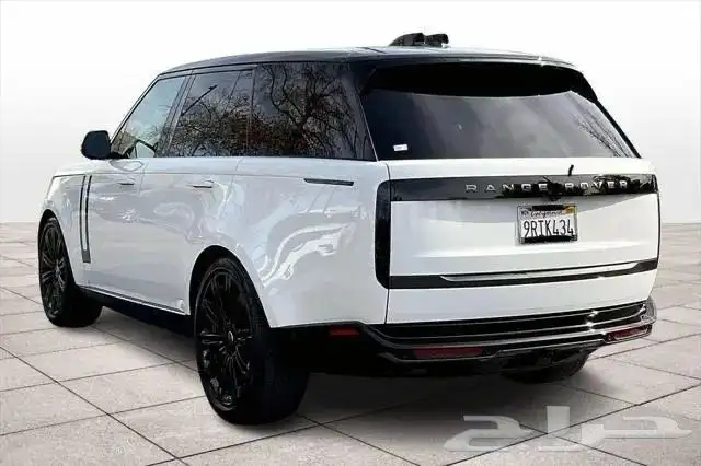 Range Rover P400 SE 2025 4