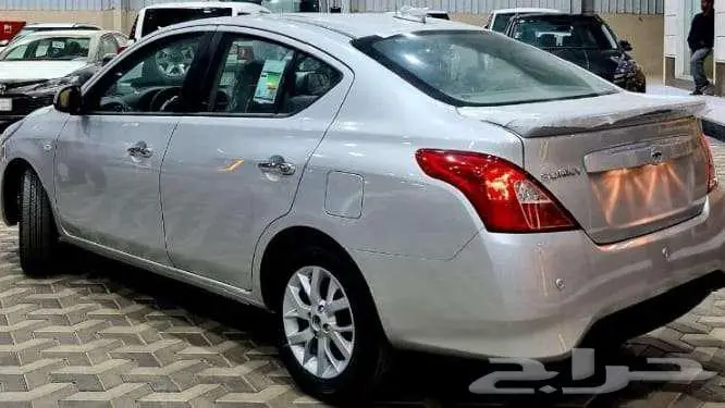 نيسان صني الشكل القديم 3