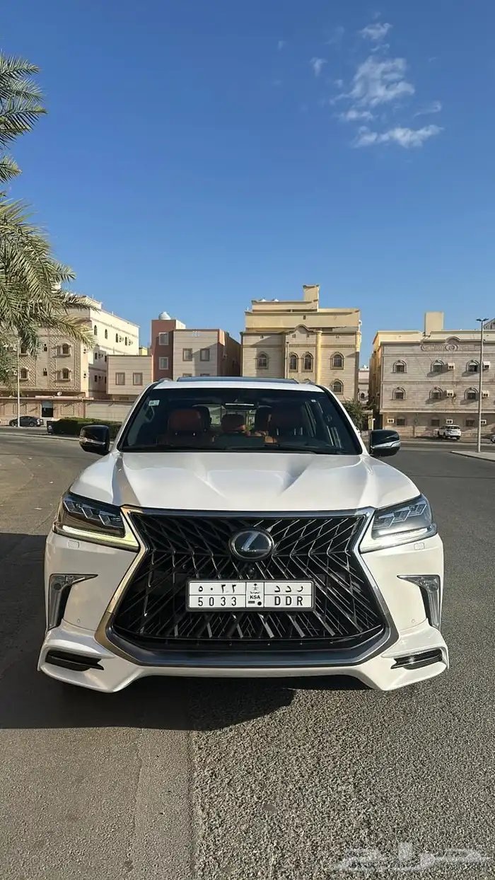 لكزس LX 570 فل كامل 2019 1