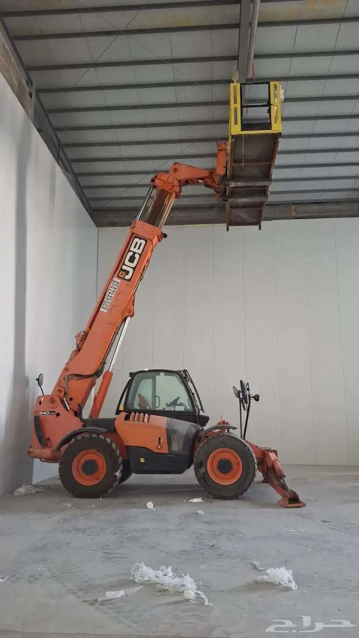 روافع شوكية للايجار جي سي بي تلسكوبيه تلي هندر بوم لودر 4