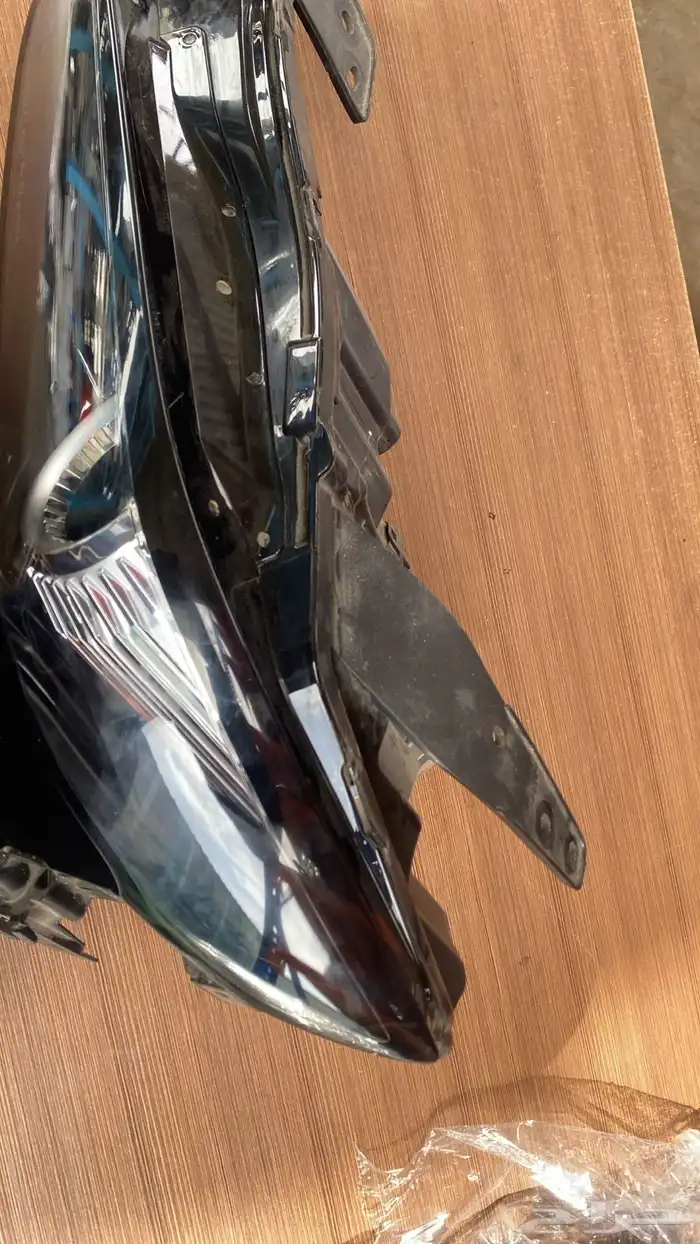 قطع غيار بودي شمعات فقط مازدا تشليح 6