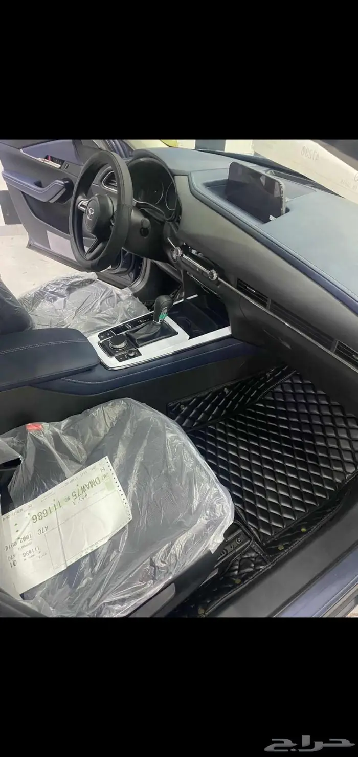 VIP دعاسات ارضيات جلد CX9 ولجميع السيارات 9