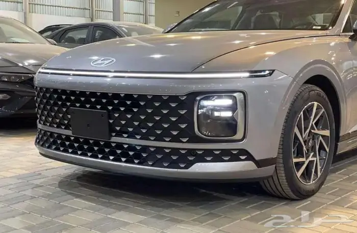 هيونداى ازيرا كلاسيك 2025 3