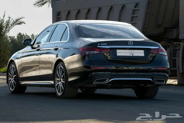 مرسيدس E300 م 2021 شبه جديد أول مالك 5