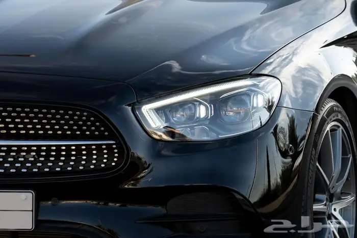 مرسيدس E300 م 2021 شبه جديد أول مالك 3