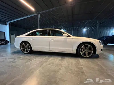 2014 اودي A8 26