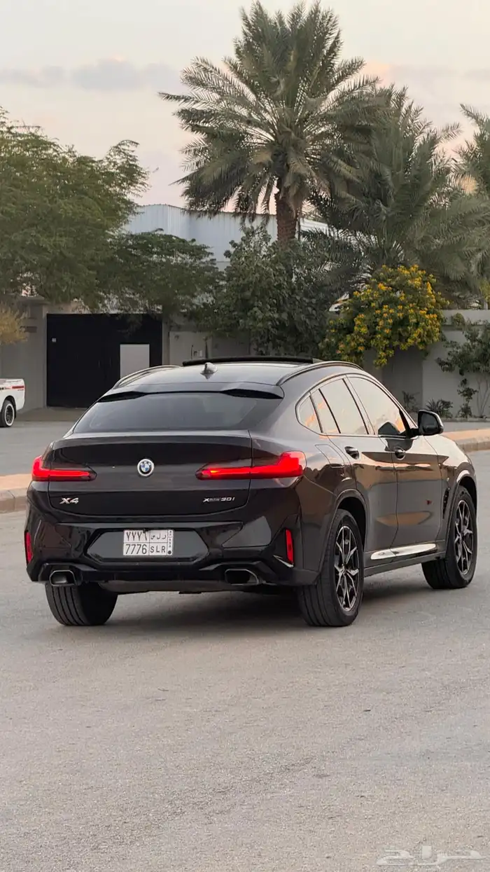 بي ام دبليو BMW x4 اسود 6
