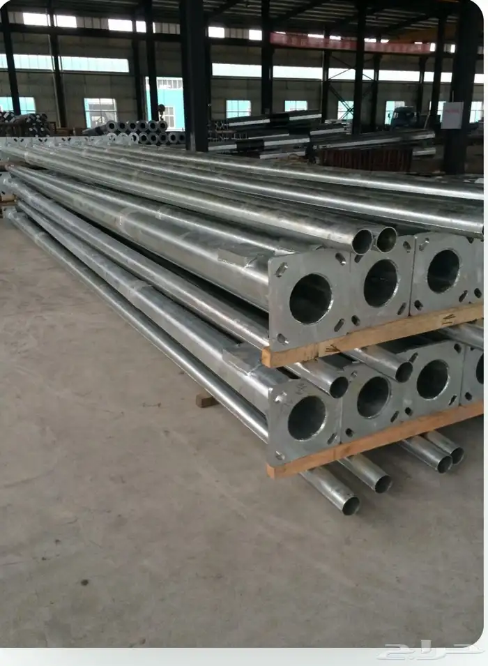 اعمدة انارة وقواعد خرسانيه 48