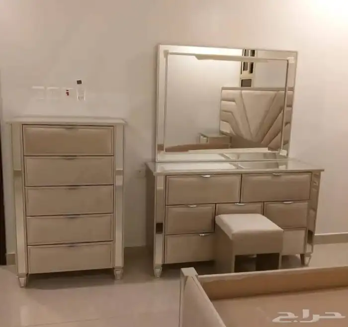 غرف نوم كلاسيك 22 16