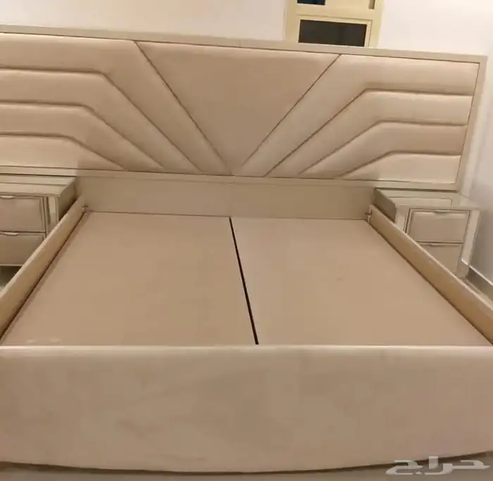 غرف نوم كلاسيك 22 18