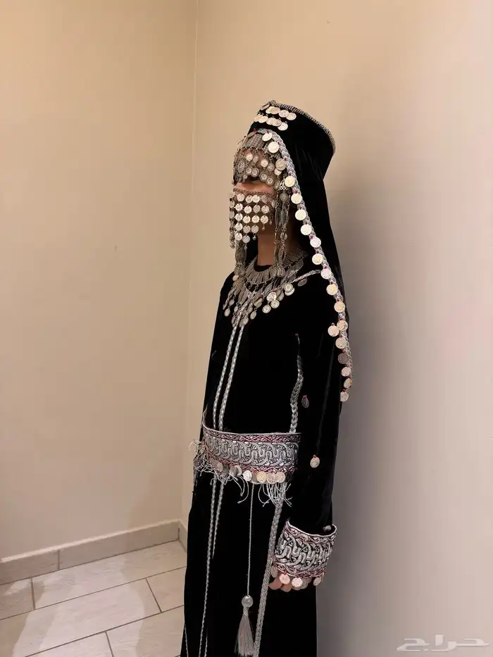 فستان عروسه للغمرة يمني مقاس سمول وميديم ولارج  اكسسوار فضه 0