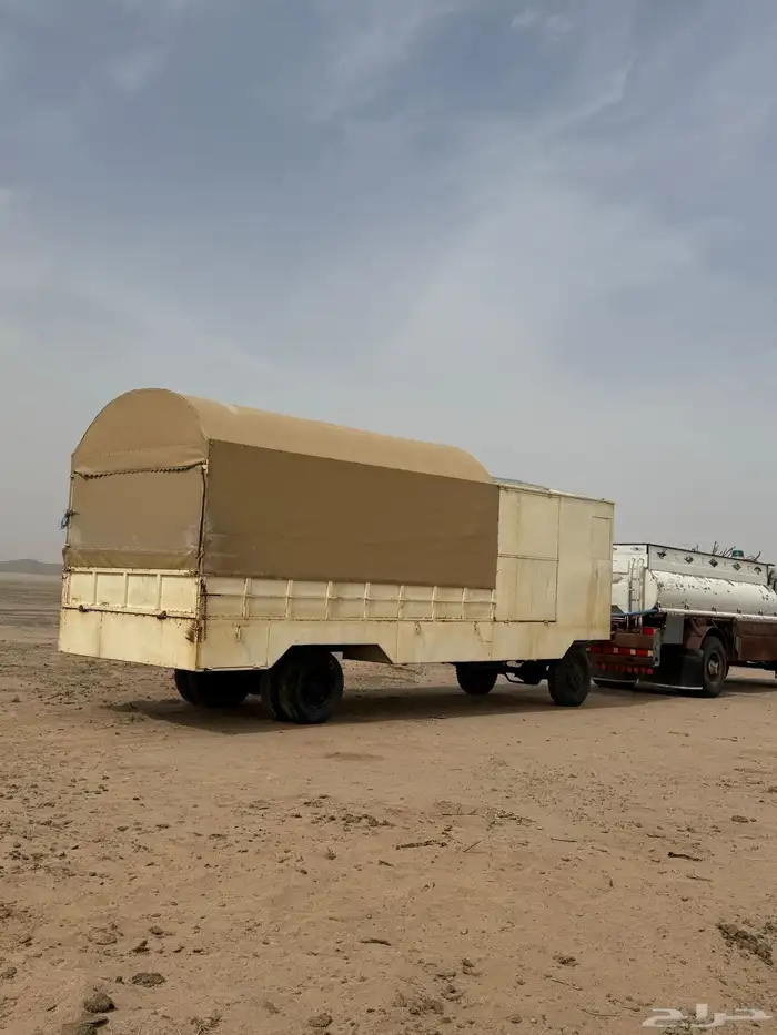 للبيع غرفة قلص الطول 8 والعرض 3 0
