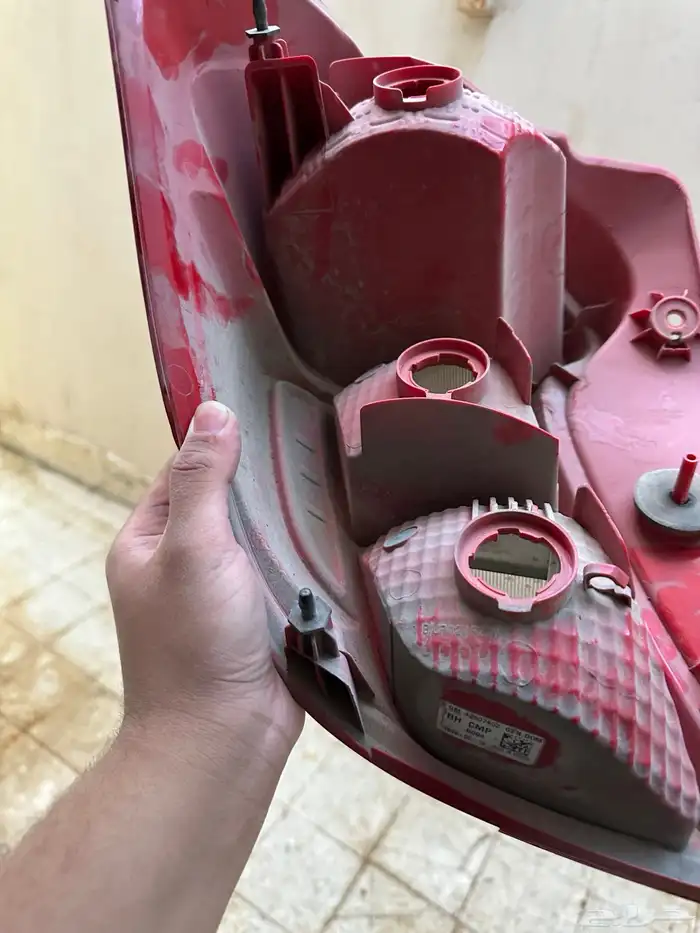 اسطب سبارك 8