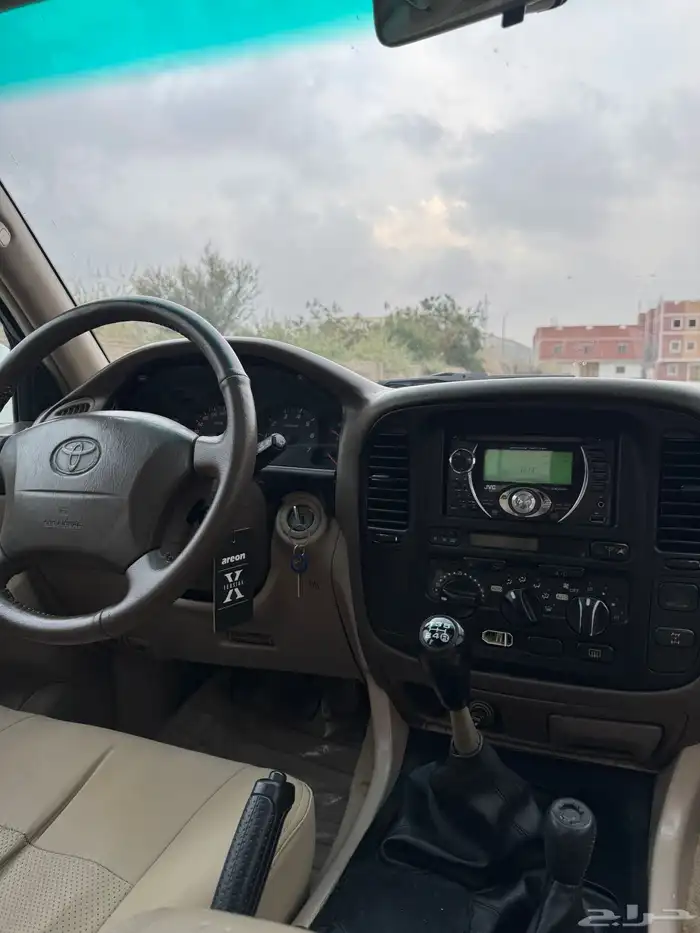 لاندركروزر VXR 99 فل كامل تم البيع 26